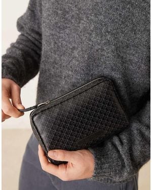 Calvin Klein Emblem Pouch - Grey