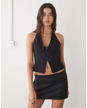 Monki Minigonna Sartoriale A Vita Bassa Scuro Con Righe Glitterate - Nero