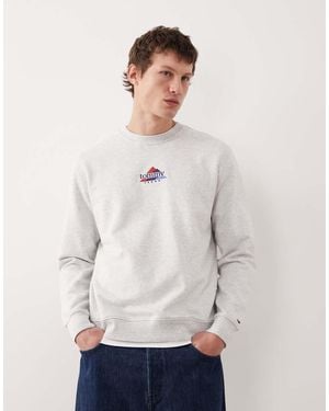 Tommy Hilfiger Outdoor Centre Graphic Logo Sweatshirt - Grey