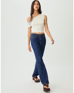 Stradivarius Comfortabele Jeans Met Rechte Pijpen En Hoge Taille - Blauw