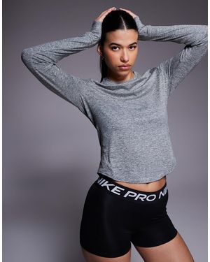 Nike Swift - top en tissu dri-fit à manches longues - Gris