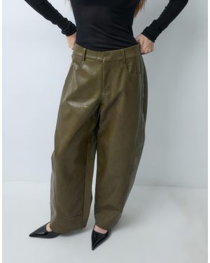 ASOS Petite tailored barrel-hose aus kunstleder - Grün