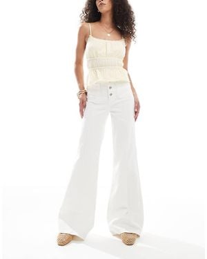 Miss Selfridge Patch Pocket High Waist 70s Denim Flare Jeans - White