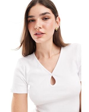 Noisy May Ribbed Keyhole Detail Top - White