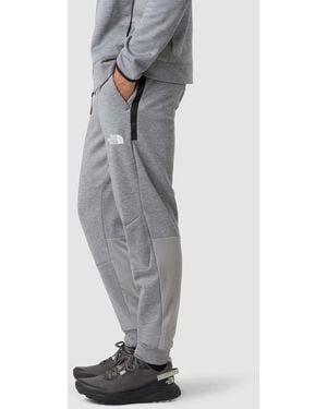 The North Face M Mountain Athletics Fleece Pant - Grey