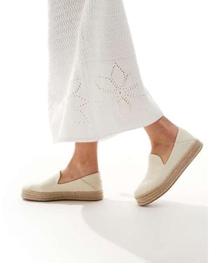 TOMS Carolina Shoe - White