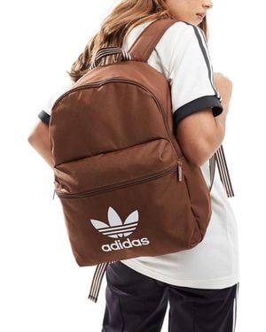 Adidas originals classic backpack uk clearance