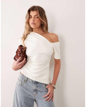 ASOS Top Supersuave Con Cuello Asimétrico En Neutro - Blanco