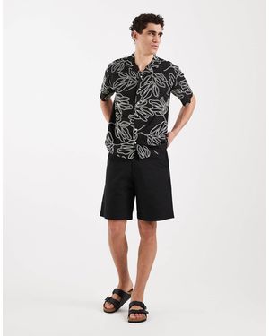 Redefined Rebel – fox – loose-fit-shorts - Schwarz