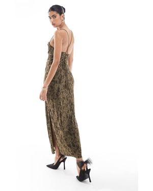 Object Vestido Largo Lencero Verde Oliva Con Patrón Devoré Y Espalda Baja Cruzada De