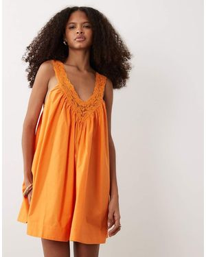 ASOS Vestido Veraniego Corto De Corte Amplio De Popelina Con Cuello De Pico Y Capa Superior De Encaje De - Naranja