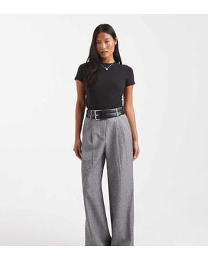 4th + Reckless Petite Pantalones De Sastre Grises De Pernera Ancha Con Detalle De Cinturón Doble De - Negro