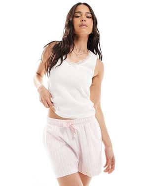 Threadbare Pijama Y Blanco De Pantalones Cortos A Rayas Y Top Sin Mangas Con Ribete De Encaje De Algodón De