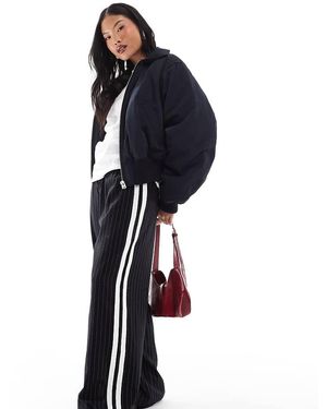4th + Reckless Petite Pantalones Negros De Pernera Ancha Con Raya Diplomática Y Franjas Laterales De - Azul