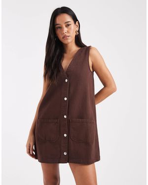 Miss Selfridge – jeans-schürzenkleid - Braun