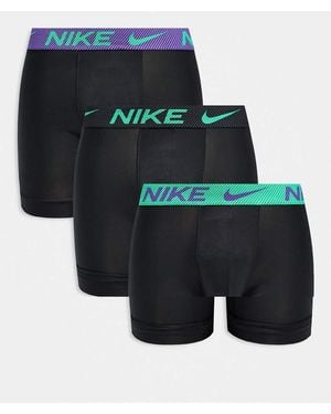 Nike Essential - Zwart