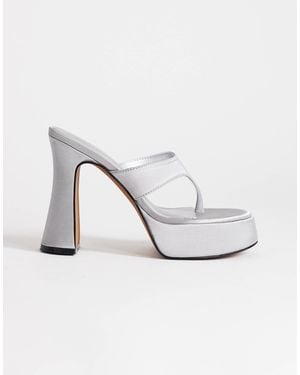 TOPSHOP Nima Platform High Heeled Toe Thong Sandal - White