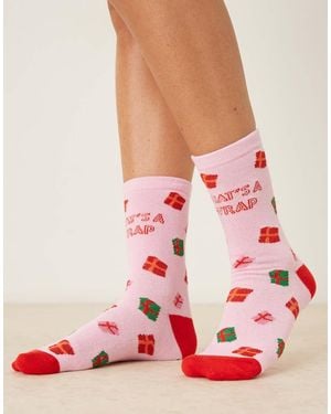 Accessorize Calcetines Rosas Para Navidad Con Estampado De Regalos Y Texto "It's A Wrap" De