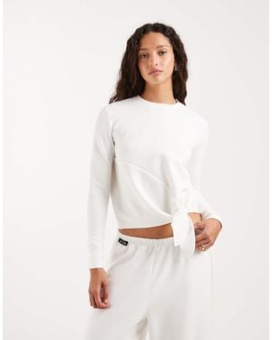 4th & Reckless Modal Tie Front Detail Long Sleeve Top - White