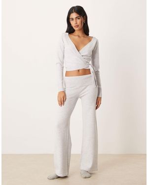 Hollister Gilly Hicks Low Rise Straight Leg Cozy Pants Co-ord - Natural