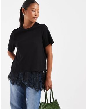 Vero Moda T-shirt mit asymmetrischem spitzendetail - Schwarz