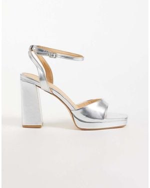 SEQWL Platform Block Heeled Sandal - White