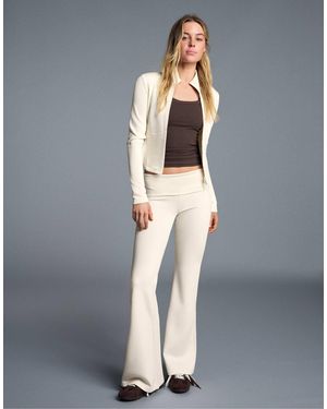 Bershka Ausgestellte hose - Grau