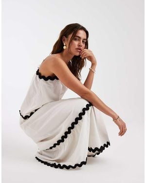 Vero Moda Cami Top Co-Ord With Contrast Scallop Trim - Natural