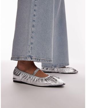 TOPSHOP Chia Leather Ruched Ballet Flats With Strap - Gray