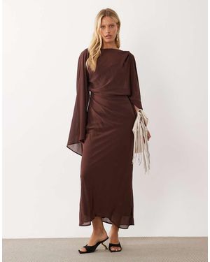 ASOS Vestido Midaxi Drapeado Con Detalle De Capa Y Manga Kimono, Espalda Abierta, En-Multi - Marrón