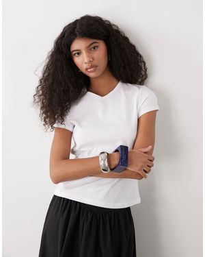 Weekday Fleur V-neck Slim T-shirt - White