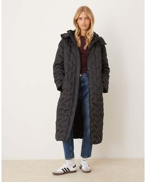 Brave Soul Heat Seal Quilted Longline Padded Jacket - Black