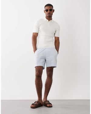 Abercrombie & Fitch 6 Inch Pull On Shorts - White