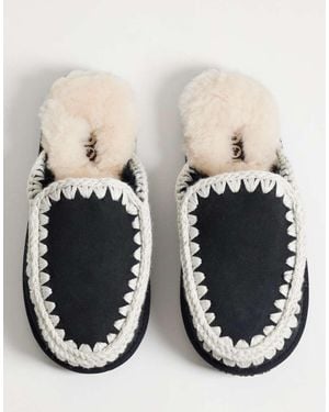 Mou Pantuflas De Ante Negras Con Forro De Borreguito Y Pespunte Decorativo - Negro