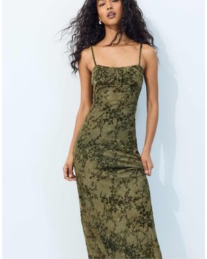 Stradivarius Midikleid mit trägern und flockprint - Grün