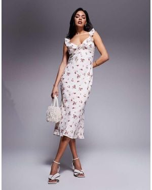 Love Triangle Midi Jurk Met Ruches, V-Hals En Geruite Bloemenprint Met Textuur - Paars