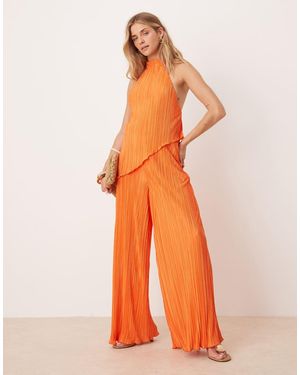 ASOS Tuta Jumpsuit Plissé Allacciata Al Collo Con Fondo Ampio - Arancione