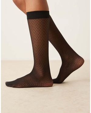 ASOS Calcetines Por La Rodilla Con Estampado De Lunares Pequeños De Tejido Transparente De - Neutro