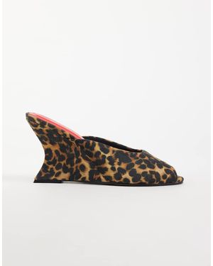 ASOS Navigate Zeppe Spuntate Con Stampa Leopardata - Marrone