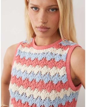 ASOS Top A Rayas Azules Sin Mangas De Croché (Parte De Un Conjunto) - Multicolor