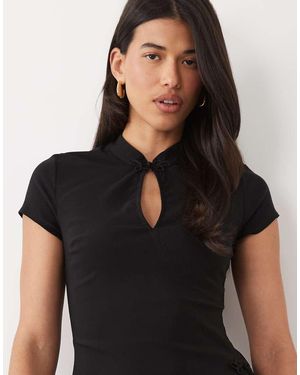 ASOS Top Met Mandarijnkraag, Korte Mouwen En Rouleauknoopdetails - Zwart