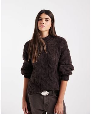 Vero Moda Oversize-pullover mit hohem kragen und zopfmuster - Schwarz