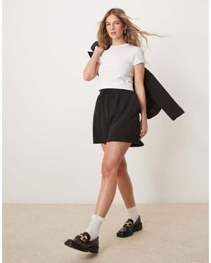 Vila Loose Fit Tie Waist Shorts - Natural