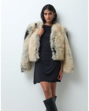 Miss Selfridge Minikleid mit u-boot-ausschnitt und raffungen - Schwarz