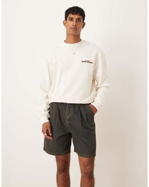 ASOS Mid Length Denim Jort With Double Pleats - White