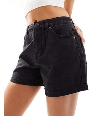 Vero Moda Pantalones Cortos Vaqueros Negro Lavado De Corte Suelto Con Dobladillos De