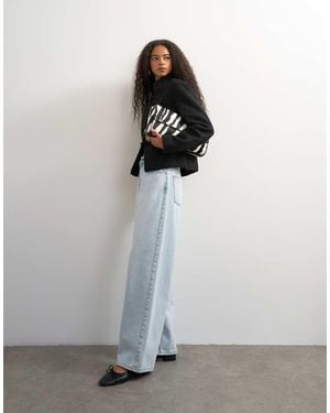 TOPSHOP Low Rise baggy Boyfriend Jean - White