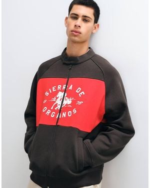 ASOS Ruimvallende Sweatshirt Met Rits, Verlengde Kraag, Cut & Sew En Printdetail - Rood