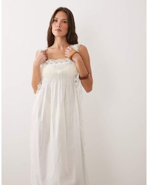 Miss Selfridge Maxi Strandkleding Met Kanten Rand, Vierkante Hals En Gestrikte Zijkant - Wit