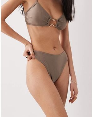 New Look Tanga-Bikinibroekje - Bruin